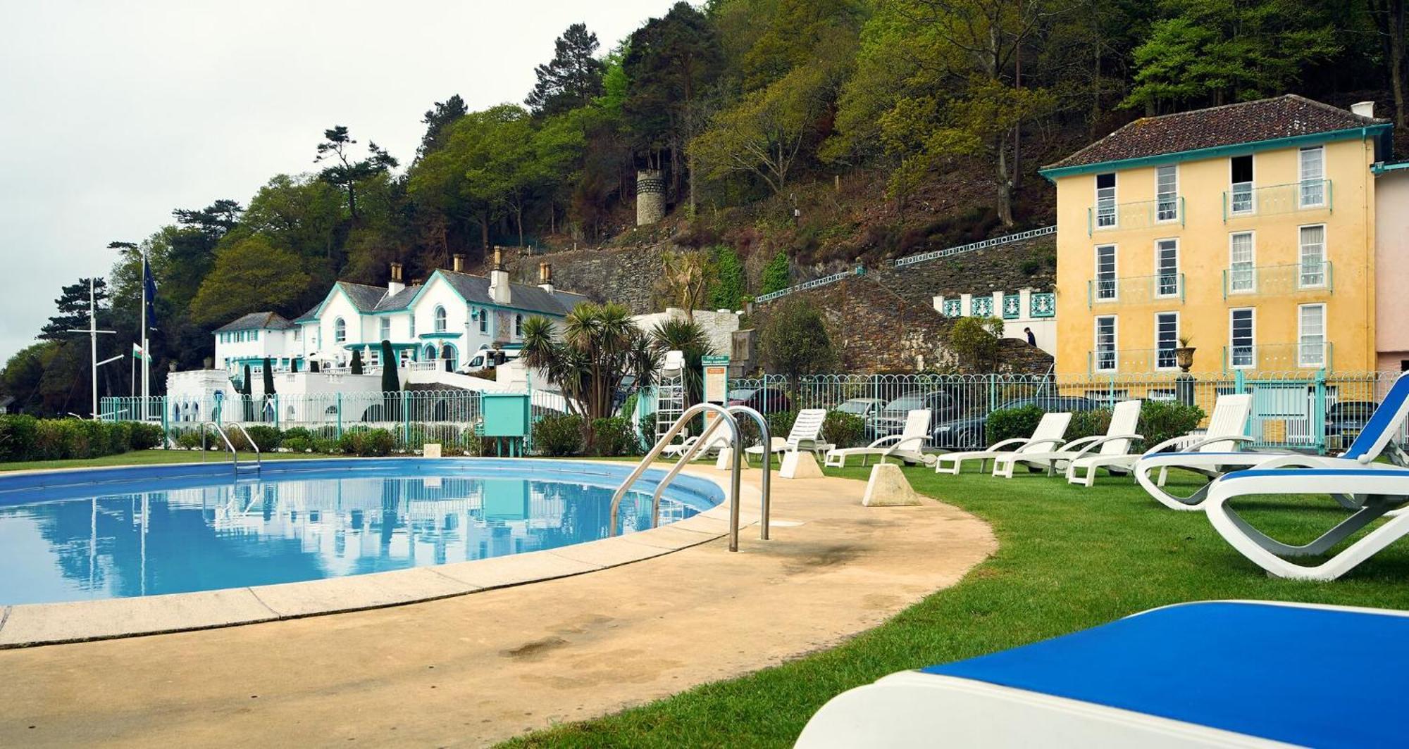 Portmeirion Village & Castell Deudraeth بورثمادوج المظهر الخارجي الصورة