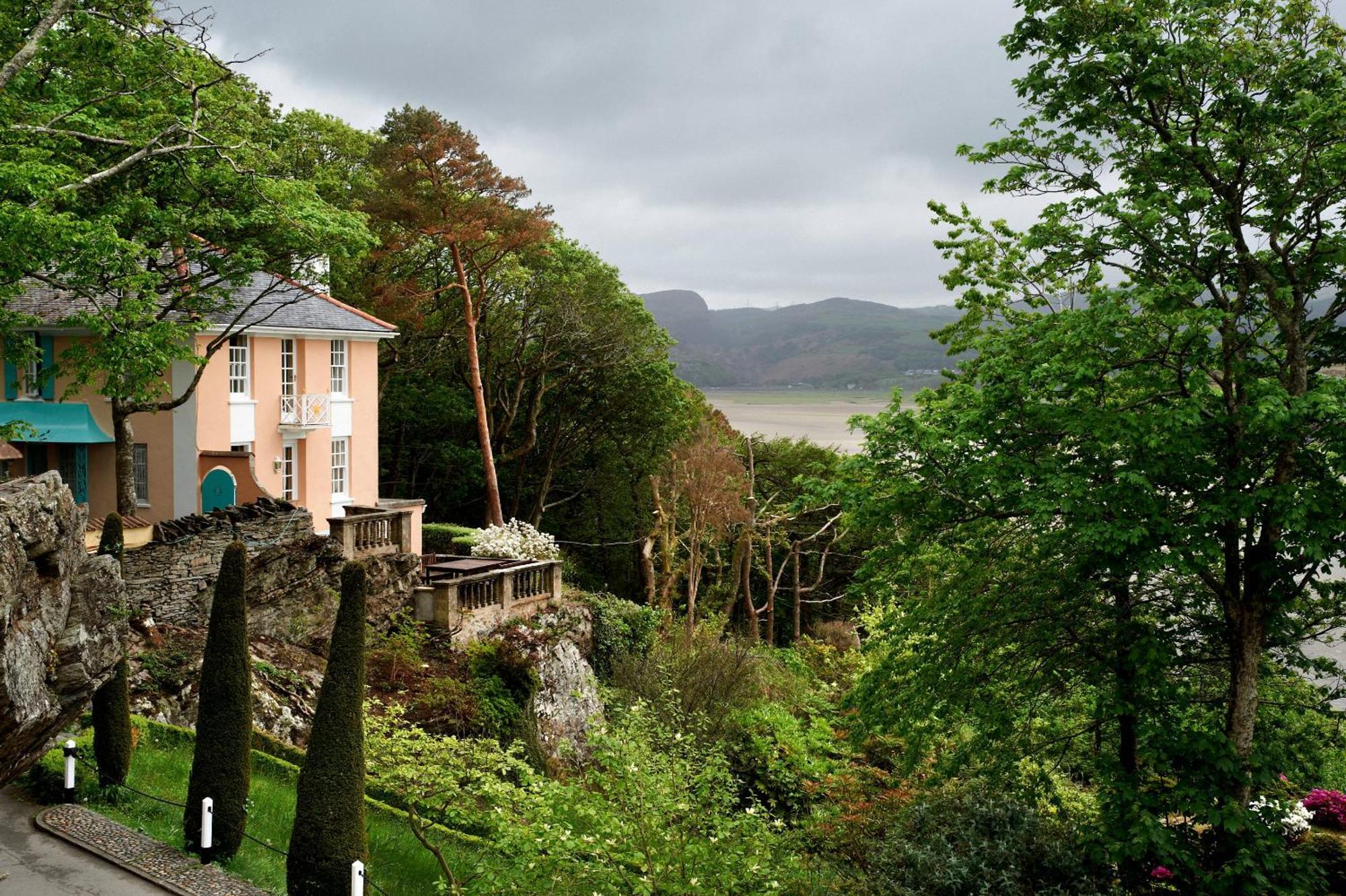 Portmeirion Village & Castell Deudraeth بورثمادوج المظهر الخارجي الصورة